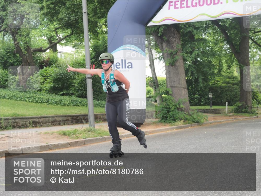 29.06.2025 - hella hamburg halbmarathon KatJ http://msf.ph/oto/8180786 29.06.2025 09:22:52 Zwischen KM18-KM19  meine-sportfotos.de