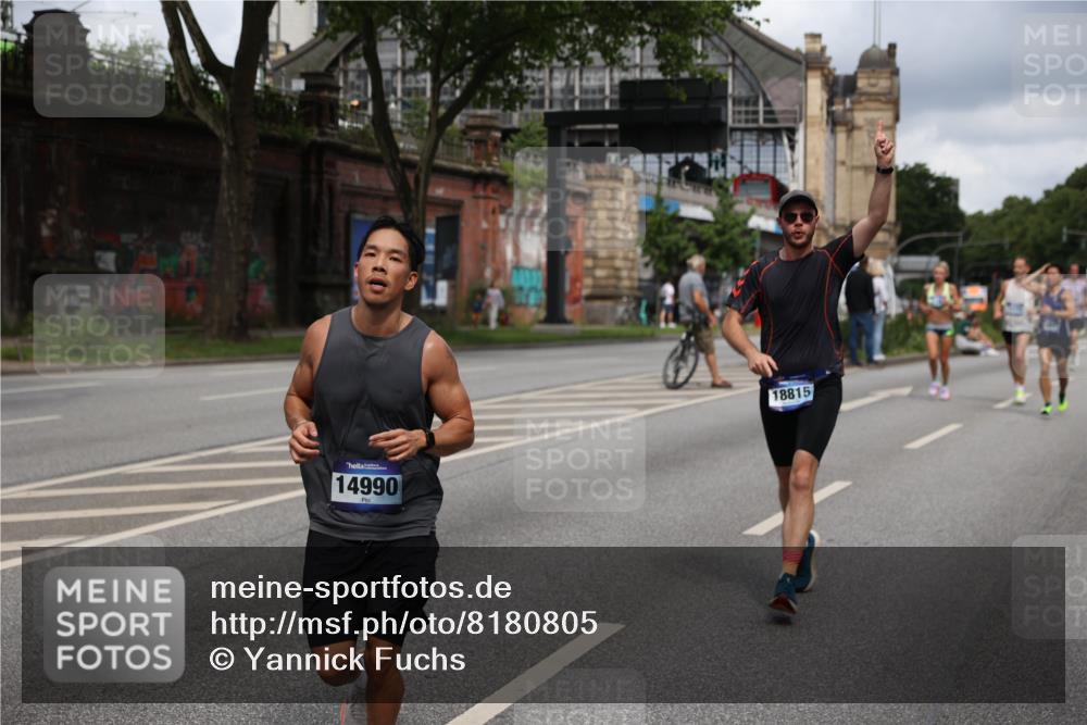 29.06.2025 - hella hamburg halbmarathon Yannick Fuchs http://msf.ph/oto/8180805 29.06.2025 10:42:59 20KM 1163, 1176, 1537, 1892, 2260, 3985, 4711, 4847, 4890, 5421, 6389, 6923, 8889, 9348, 9661, 9770, 10000, 11451, 12149, 12534, 12690, 12840, 13009, 13183, 13450, 13962, 14033, 14192, 14511, 14990, 15384, 15784, 15917, 15981, 16592, 17127, 17395, 17745, 17855, 17982, 18251, 18598, 18815, 18887 meine-sportfotos.de