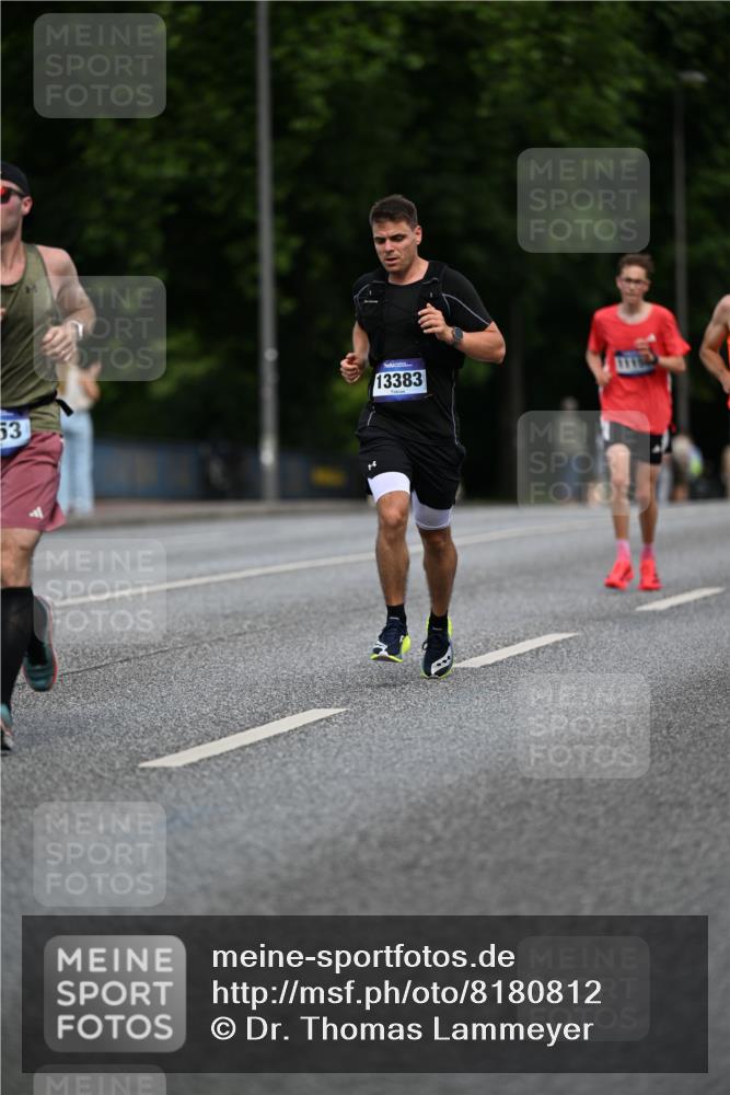 29.06.2025 - hella hamburg halbmarathon Dr. Thomas Lammeyer http://msf.ph/oto/8180812 29.06.2025 09:47:13 Kennedybrücke 1122, 1953, 2483, 3189, 3379, 5308, 5344, 7231, 7793, 9079, 10173, 10351, 11150 meine-sportfotos.de