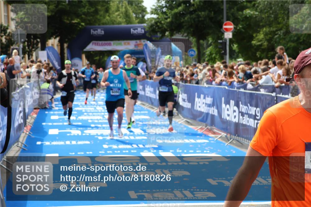 29.06.2025 - hella hamburg halbmarathon Zöllner http://msf.ph/oto/8180826 29.06.2025 10:40:08 Ziel 2826, 5007, 5050, 5508, 6080, 8933, 12091, 13514, 15424, 17973 meine-sportfotos.de