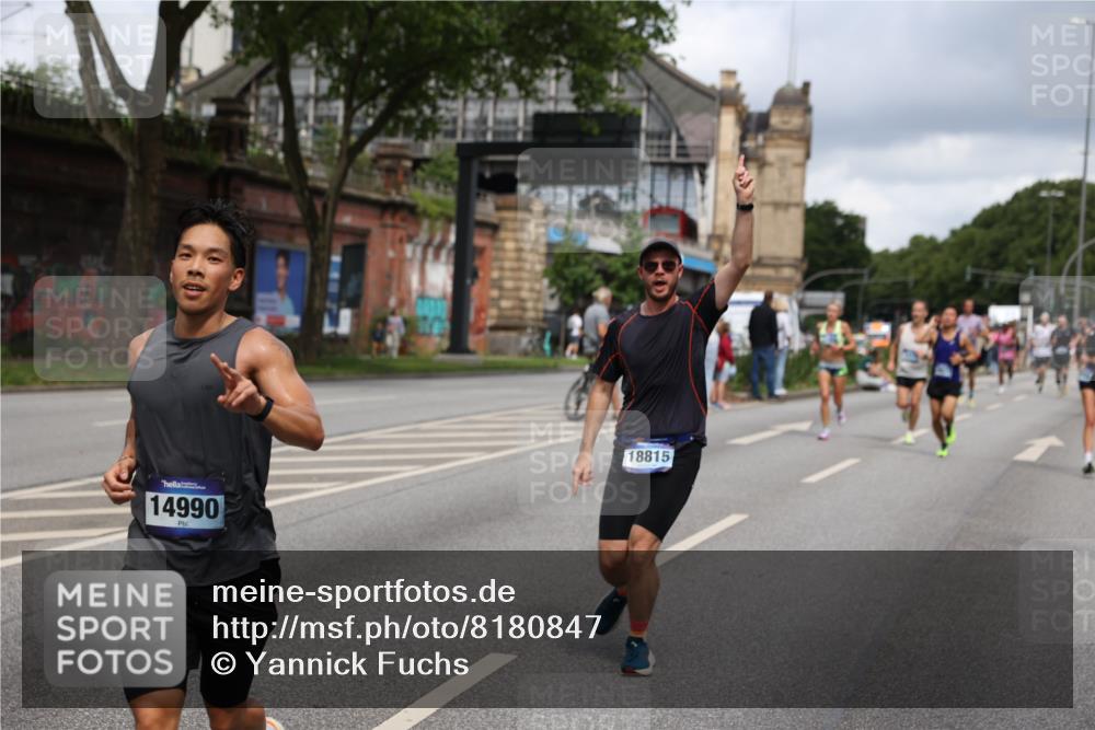 29.06.2025 - hella hamburg halbmarathon Yannick Fuchs http://msf.ph/oto/8180847 29.06.2025 10:42:59 20KM 1163, 1176, 1537, 1892, 2260, 3985, 4711, 4847, 4890, 5421, 6389, 6923, 8889, 9348, 9661, 9770, 10000, 11451, 12149, 12534, 12690, 12840, 13009, 13183, 13450, 13962, 14033, 14192, 14511, 14990, 15384, 15784, 15917, 15981, 16592, 17127, 17395, 17745, 17855, 17982, 18251, 18598, 18815, 18887 meine-sportfotos.de