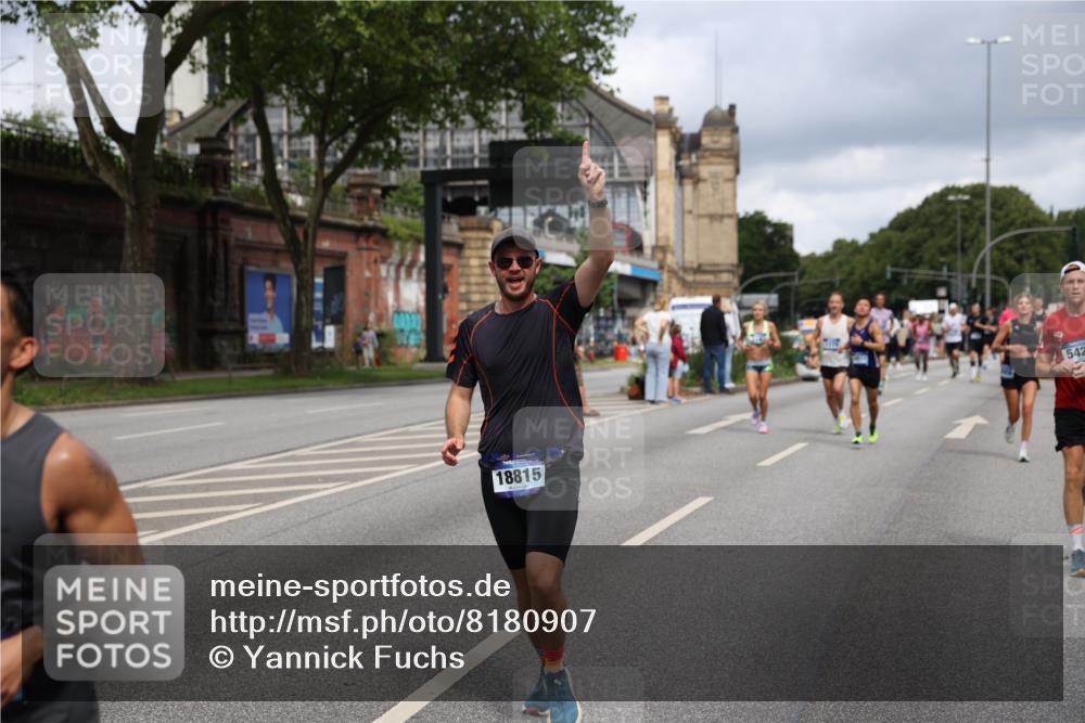 29.06.2025 - hella hamburg halbmarathon Yannick Fuchs http://msf.ph/oto/8180907 29.06.2025 10:43:00 20KM 1163, 1176, 1537, 1892, 2260, 3985, 4711, 4847, 4890, 5421, 6389, 6923, 8889, 9348, 9661, 9770, 11451, 12149, 12534, 12690, 12840, 13009, 13183, 13450, 13962, 14033, 14192, 14511, 14990, 15384, 15784, 15894, 15917, 15981, 16592, 17127, 17395, 17745, 17855, 17982, 18251, 18598, 18815, 18887 meine-sportfotos.de