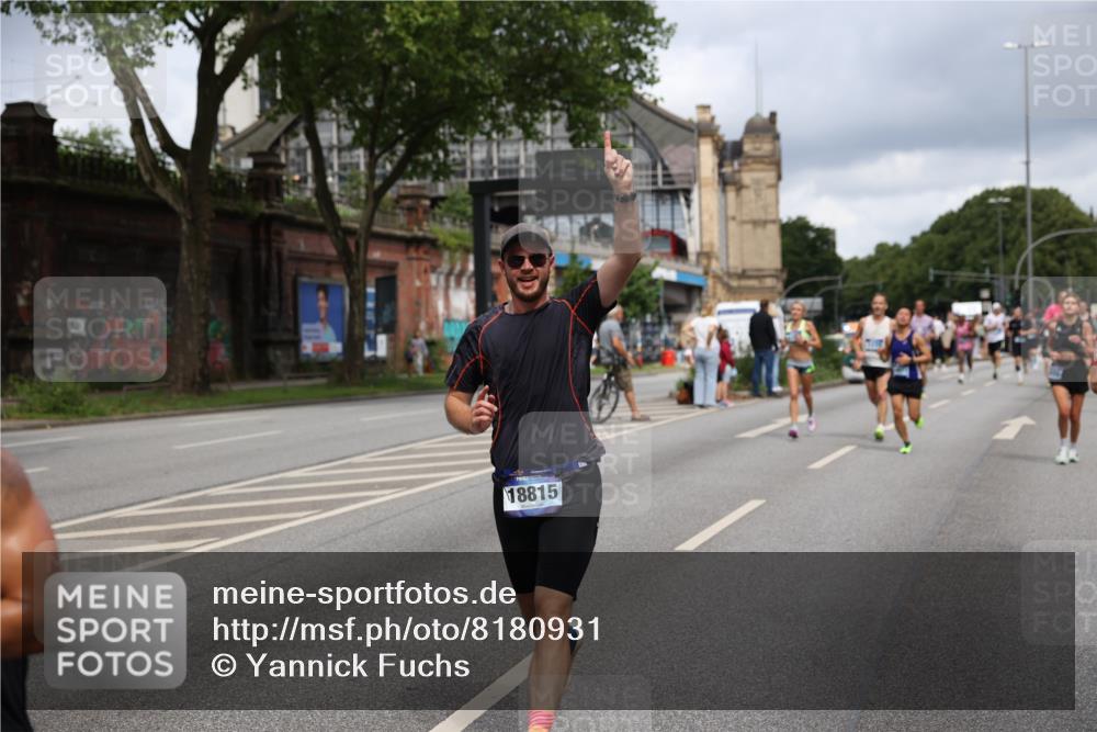 29.06.2025 - hella hamburg halbmarathon Yannick Fuchs http://msf.ph/oto/8180931 29.06.2025 10:43:00 20KM 1163, 1176, 1537, 1892, 2260, 3985, 4711, 4847, 4890, 5421, 6389, 6923, 8889, 9348, 9661, 9770, 11451, 12149, 12534, 12690, 12840, 13009, 13183, 13450, 13962, 14033, 14192, 14511, 14990, 15384, 15784, 15894, 15917, 15981, 16592, 17127, 17395, 17745, 17855, 17982, 18251, 18598, 18815, 18887 meine-sportfotos.de