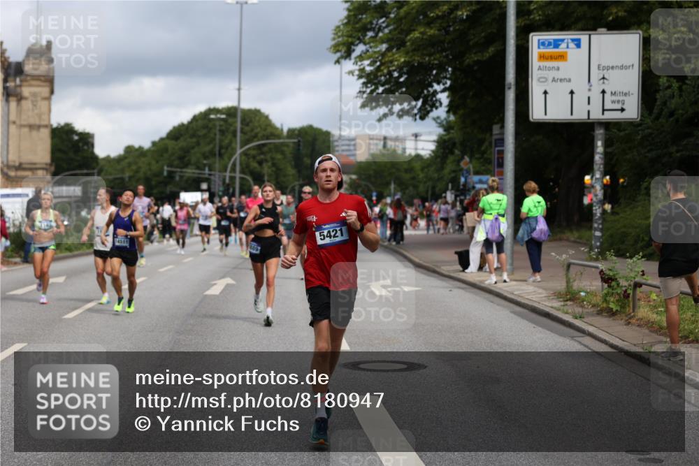 29.06.2025 - hella hamburg halbmarathon Yannick Fuchs http://msf.ph/oto/8180947 29.06.2025 10:43:00 20KM 1163, 1176, 1537, 1892, 2260, 3985, 4711, 4847, 4890, 5421, 6389, 6923, 8889, 9348, 9661, 9770, 11451, 12149, 12534, 12690, 12840, 13009, 13183, 13450, 13962, 14033, 14192, 14511, 14990, 15384, 15784, 15894, 15917, 15981, 16592, 17127, 17395, 17745, 17855, 17982, 18251, 18598, 18815, 18887 meine-sportfotos.de