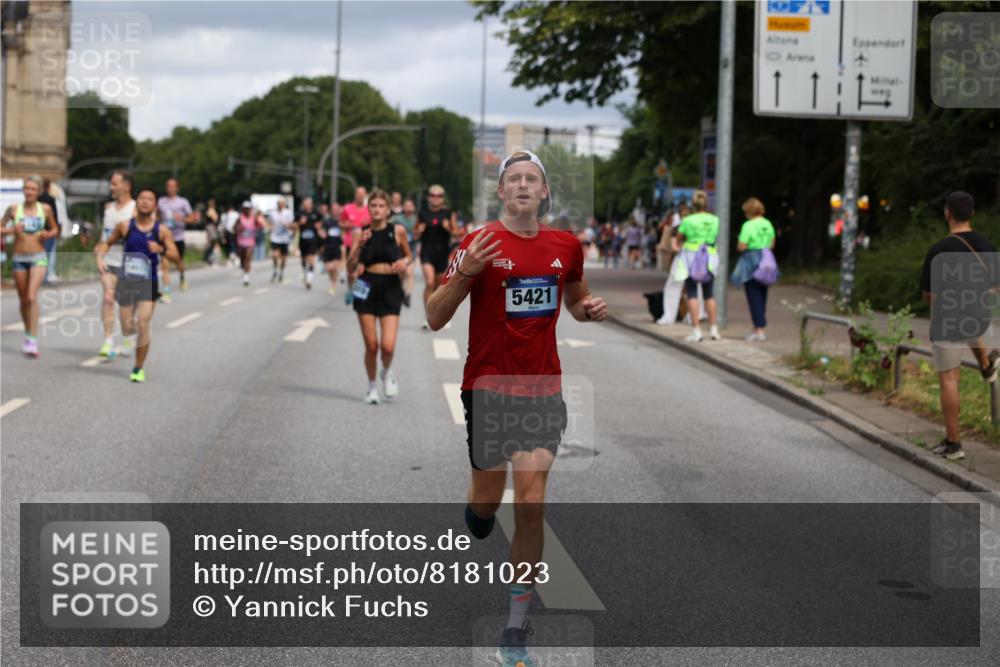 29.06.2025 - hella hamburg halbmarathon Yannick Fuchs http://msf.ph/oto/8181023 29.06.2025 10:43:01 20KM 1163, 1176, 1537, 1892, 2260, 3985, 4711, 4847, 4890, 5421, 6389, 6923, 8302, 8889, 9348, 9661, 9770, 10053, 10860, 11451, 11679, 12149, 12534, 12690, 12840, 13009, 13183, 13450, 13962, 14033, 14192, 14511, 14990, 15384, 15784, 15894, 15917, 15981, 16592, 17127, 17395, 17745, 17855, 17982, 18251, 18598, 18815, 18887 meine-sportfotos.de