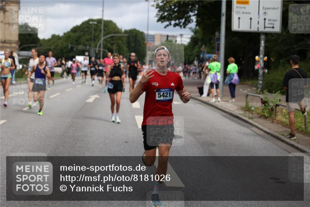 29.06.2025 - hella hamburg halbmarathon Yannick Fuchs http://msf.ph/oto/8181026 29.06.2025 10:43:01 20KM 1163, 1176, 1537, 1892, 2260, 3985, 4711, 4847, 4890, 5421, 6389, 6923, 8302, 8889, 9348, 9661, 9770, 10053, 10860, 11451, 11679, 12149, 12534, 12690, 12840, 13009, 13183, 13450, 13962, 14033, 14192, 14511, 14990, 15384, 15784, 15894, 15917, 15981, 16592, 17127, 17395, 17745, 17855, 17982, 18251, 18598, 18815, 18887 meine-sportfotos.de