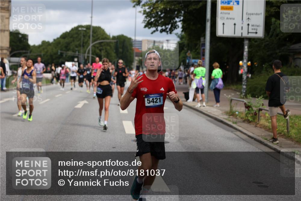 29.06.2025 - hella hamburg halbmarathon Yannick Fuchs http://msf.ph/oto/8181037 29.06.2025 10:43:01 20KM 1163, 1176, 1537, 1892, 2260, 3985, 4711, 4847, 4890, 5421, 6389, 6923, 8302, 8889, 9348, 9661, 9770, 10053, 10860, 11451, 11679, 12149, 12534, 12690, 12840, 13009, 13183, 13450, 13962, 14033, 14192, 14511, 14990, 15384, 15784, 15894, 15917, 15981, 16592, 17127, 17395, 17745, 17855, 17982, 18251, 18598, 18815, 18887 meine-sportfotos.de