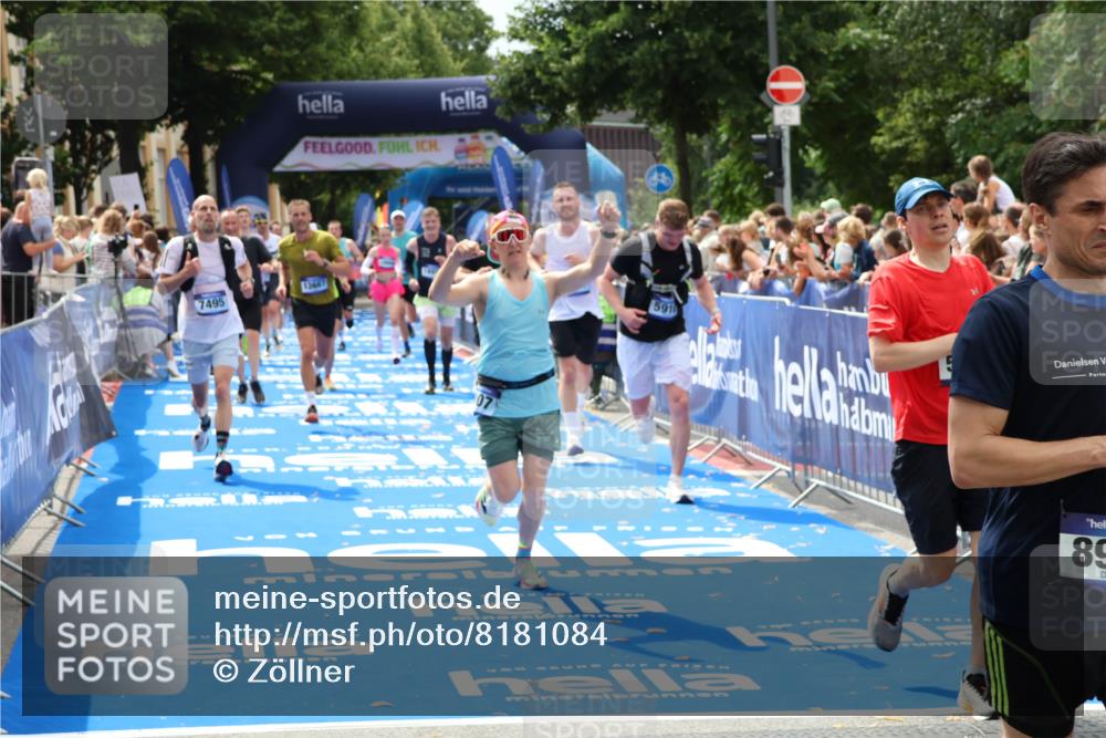 29.06.2025 - hella hamburg halbmarathon Zöllner http://msf.ph/oto/8181084 29.06.2025 10:40:16 Ziel 3547, 4381, 5007, 5409, 5410, 5508, 5803, 5916, 7495, 8465, 10968, 11731, 12704, 13667, 14699, 18614, 18979 meine-sportfotos.de