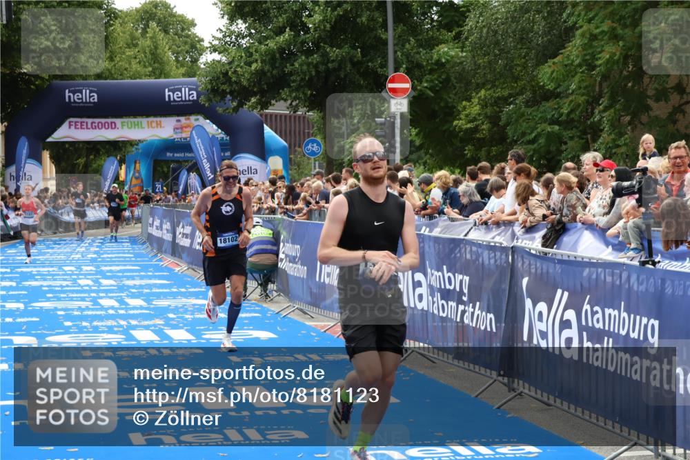 29.06.2025 - hella hamburg halbmarathon Zöllner http://msf.ph/oto/8181123 29.06.2025 10:31:47 Ziel 5187, 13606, 18102 meine-sportfotos.de