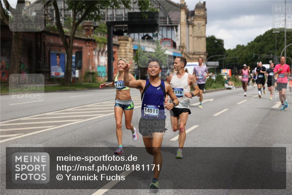 29.06.2025 - hella hamburg halbmarathon Yannick Fuchs http://msf.ph/oto/8181171 29.06.2025 10:43:04 20KM 1163, 1176, 1452, 1892, 2260, 3985, 4183, 4185, 4847, 4890, 5421, 6389, 8302, 8889, 9348, 9661, 9770, 10053, 10859, 10860, 11451, 11679, 12533, 12534, 12690, 13009, 13183, 13269, 13450, 13962, 14033, 14192, 14511, 14990, 15384, 15784, 15857, 15894, 15917, 15981, 16592, 17395, 17745, 17855, 17982, 18598, 18815, 18873, 18887 meine-sportfotos.de