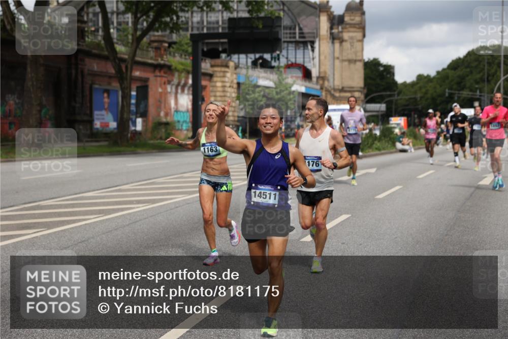 29.06.2025 - hella hamburg halbmarathon Yannick Fuchs http://msf.ph/oto/8181175 29.06.2025 10:43:04 20KM 1163, 1176, 1452, 1892, 2260, 3985, 4183, 4185, 4847, 4890, 5421, 6389, 8302, 8889, 9348, 9661, 9770, 10053, 10859, 10860, 11451, 11679, 12533, 12534, 12690, 13009, 13183, 13269, 13450, 13962, 14033, 14192, 14511, 14990, 15384, 15784, 15857, 15894, 15917, 15981, 16592, 17395, 17745, 17855, 17982, 18598, 18815, 18873, 18887 meine-sportfotos.de