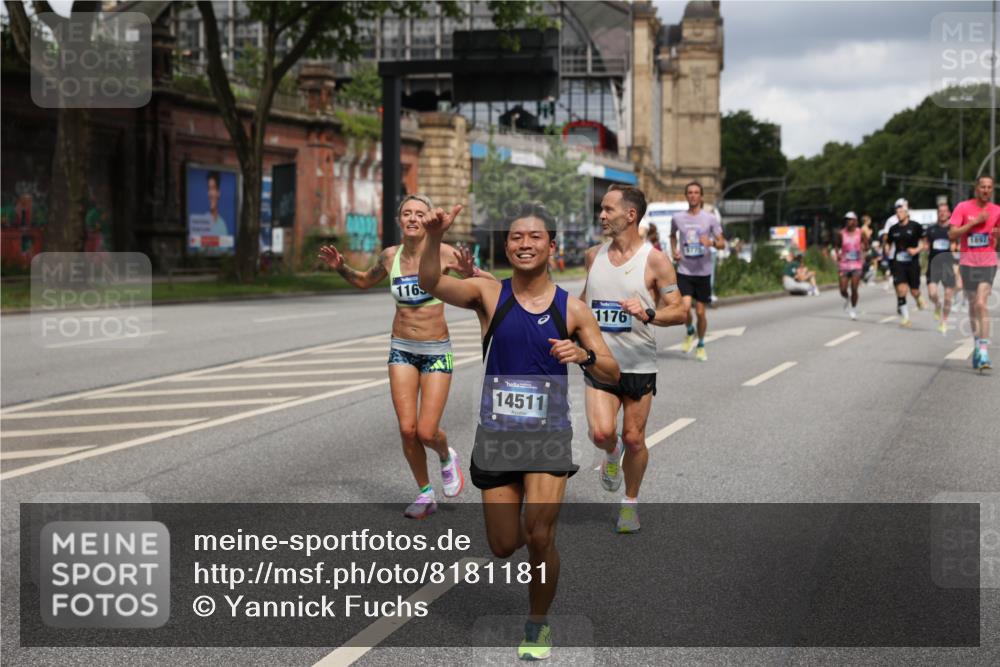 29.06.2025 - hella hamburg halbmarathon Yannick Fuchs http://msf.ph/oto/8181181 29.06.2025 10:43:04 20KM 1163, 1176, 1452, 1892, 2260, 3985, 4183, 4185, 4847, 4890, 5421, 6389, 8302, 8889, 9348, 9661, 9770, 10053, 10859, 10860, 11451, 11679, 12533, 12534, 12690, 13009, 13183, 13269, 13450, 13962, 14033, 14192, 14511, 14990, 15384, 15784, 15857, 15894, 15917, 15981, 16592, 17395, 17745, 17855, 17982, 18598, 18815, 18873, 18887 meine-sportfotos.de