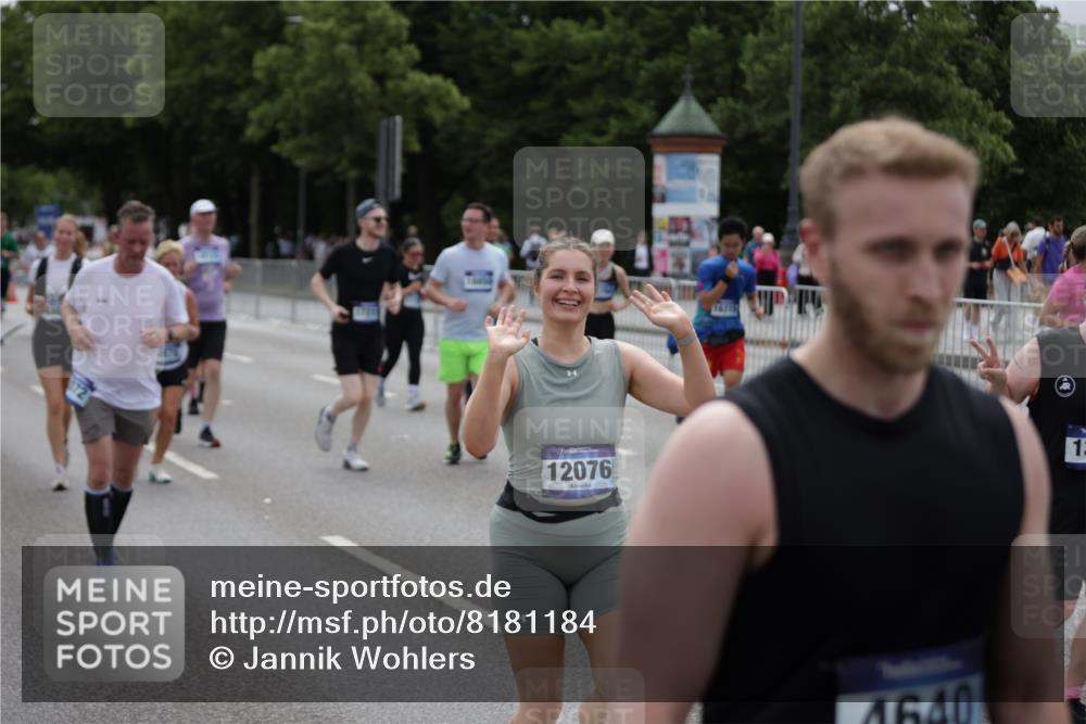 29.06.2025 - hella hamburg halbmarathon Jannik Wohlers http://msf.ph/oto/8181184 29.06.2025 11:10:16 Lombardsbrücke 1101, 1383, 1585, 2005, 2506, 2508, 3072, 4960, 4976, 5303, 7523, 8262, 9224, 9226, 9535, 10639, 11396, 11700, 11701, 11920, 12076, 12420, 12897, 13978, 15385, 15768, 16315, 16718, 17211, 18056, 18094, 18123, 18127, 18347, 18850 meine-sportfotos.de