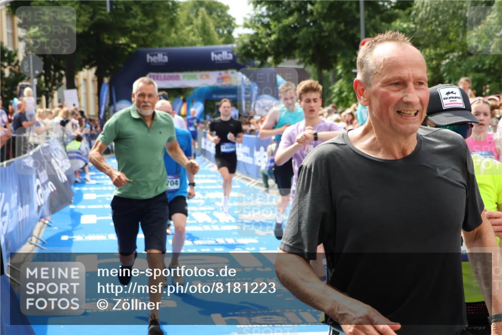 29.06.2025 - hella hamburg halbmarathon Zöllner http://msf.ph/oto/8181223 29.06.2025 10:40:21 Ziel 3547, 5410, 5803, 8370, 8465, 10968, 11731, 12704, 14699, 18614 meine-sportfotos.de
