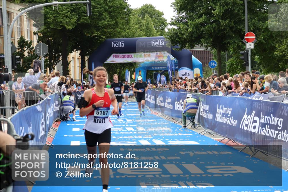 29.06.2025 - hella hamburg halbmarathon Zöllner http://msf.ph/oto/8181258 29.06.2025 10:31:53 Ziel 3935, 5187, 10927, 11929 meine-sportfotos.de