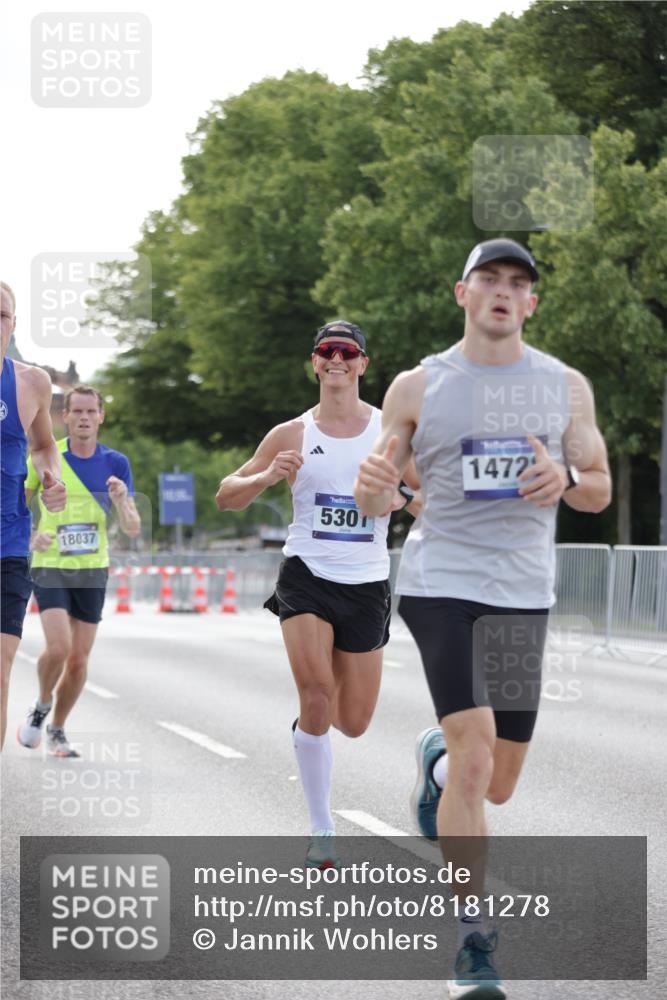 29.06.2025 - hella hamburg halbmarathon Jannik Wohlers http://msf.ph/oto/8181278 29.06.2025 09:42:40 Lombardsbrücke 4338, 5301, 9097, 9385, 11994, 12341, 12529, 12992, 13346, 14728, 18037 meine-sportfotos.de