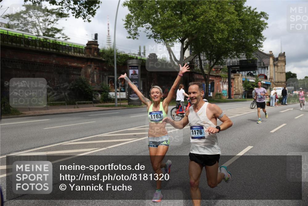 29.06.2025 - hella hamburg halbmarathon Yannick Fuchs http://msf.ph/oto/8181320 29.06.2025 10:43:05 20KM 1163, 1176, 1452, 1892, 2260, 3985, 4183, 4185, 4847, 4890, 5421, 6389, 8302, 8889, 9348, 9661, 9770, 10053, 10859, 10860, 11451, 11679, 12533, 12534, 12690, 13009, 13183, 13269, 13450, 13962, 14033, 14192, 14511, 15384, 15784, 15857, 15894, 15981, 16369, 16592, 17395, 17632, 17745, 17855, 17982, 18598, 18815, 18873, 18887 meine-sportfotos.de