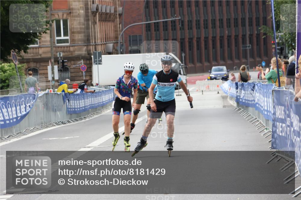 29.06.2025 - hella hamburg halbmarathon Strokosch-Dieckow http://msf.ph/oto/8181429 29.06.2025 09:22:44 Ziel 20105, 20439, 20499, 20500 meine-sportfotos.de
