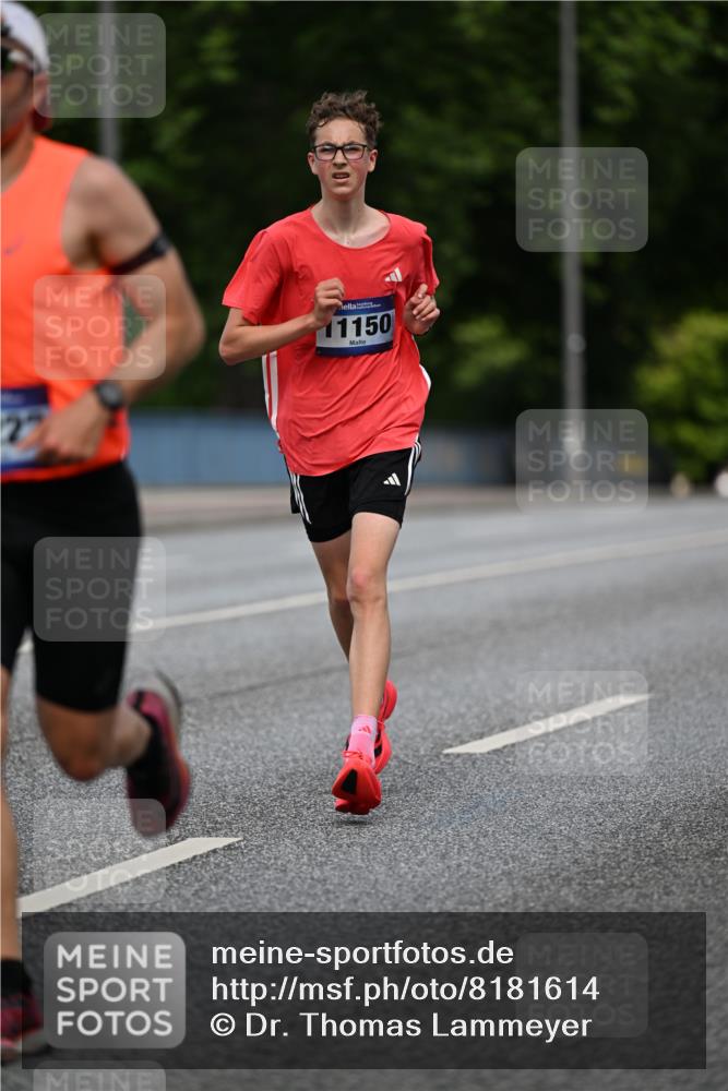 29.06.2025 - hella hamburg halbmarathon Dr. Thomas Lammeyer http://msf.ph/oto/8181614 29.06.2025 09:47:18 Kennedybrücke 1122, 1953, 3189, 3379, 5308, 5344, 7231, 7793, 8975, 9079, 10106, 10173, 11150 meine-sportfotos.de