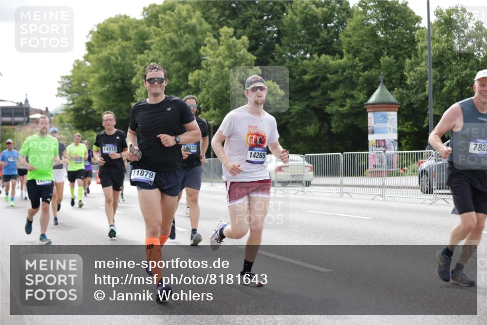 29.06.2025 - hella hamburg halbmarathon Jannik Wohlers http://msf.ph/oto/8181643 29.06.2025 10:23:01 Lombardsbrücke 1048, 1362, 2925, 4391, 4728, 4793, 5406, 6502, 7029, 7820, 8716, 8918, 8920, 9301, 10739, 11798, 11879, 12073, 12874, 14265, 14338, 14510, 14512, 14821, 15709, 16185, 16251, 16558, 17013, 17099, 17199, 17207, 17299, 17719, 18070, 18071, 18089, 18332, 18402, 18818 meine-sportfotos.de