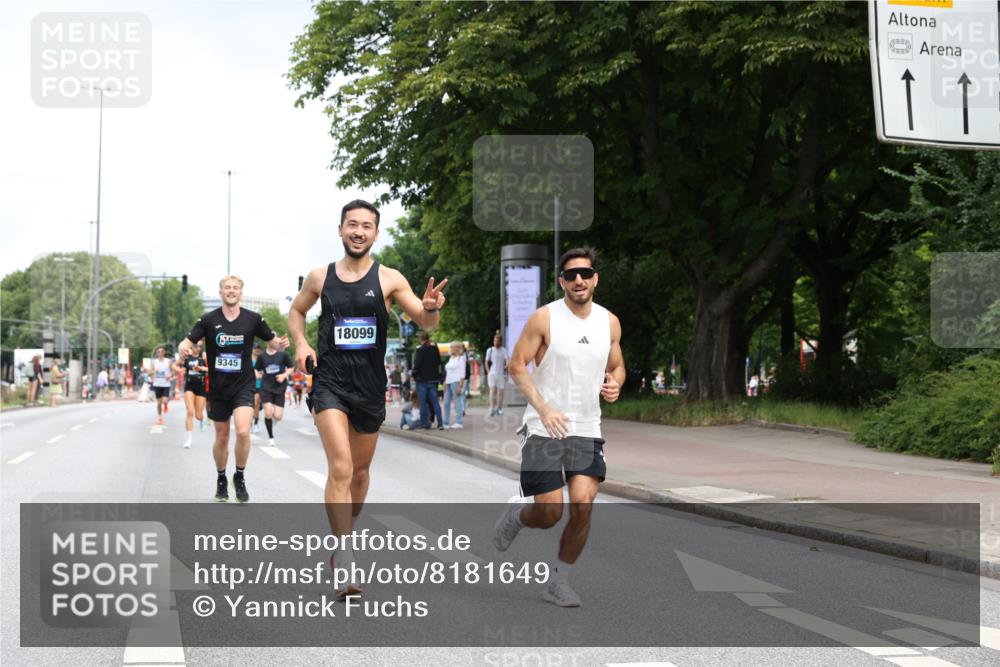 29.06.2025 - hella hamburg halbmarathon Yannick Fuchs http://msf.ph/oto/8181649 29.06.2025 10:28:46 20KM 1396, 1743, 2228, 2243, 2879, 5193, 6305, 7901, 8312, 9345, 9376, 10865, 11019, 11227, 12595, 13066, 13493, 13494, 13618, 13771, 14289, 14310, 14448, 14549, 14784, 15500, 15887, 16148, 16243, 16724, 17191, 17489, 17751, 17877, 18099, 18906 meine-sportfotos.de