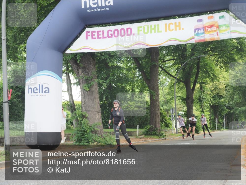 29.06.2025 - hella hamburg halbmarathon KatJ http://msf.ph/oto/8181656 29.06.2025 09:23:33 Zwischen KM18-KM19  meine-sportfotos.de