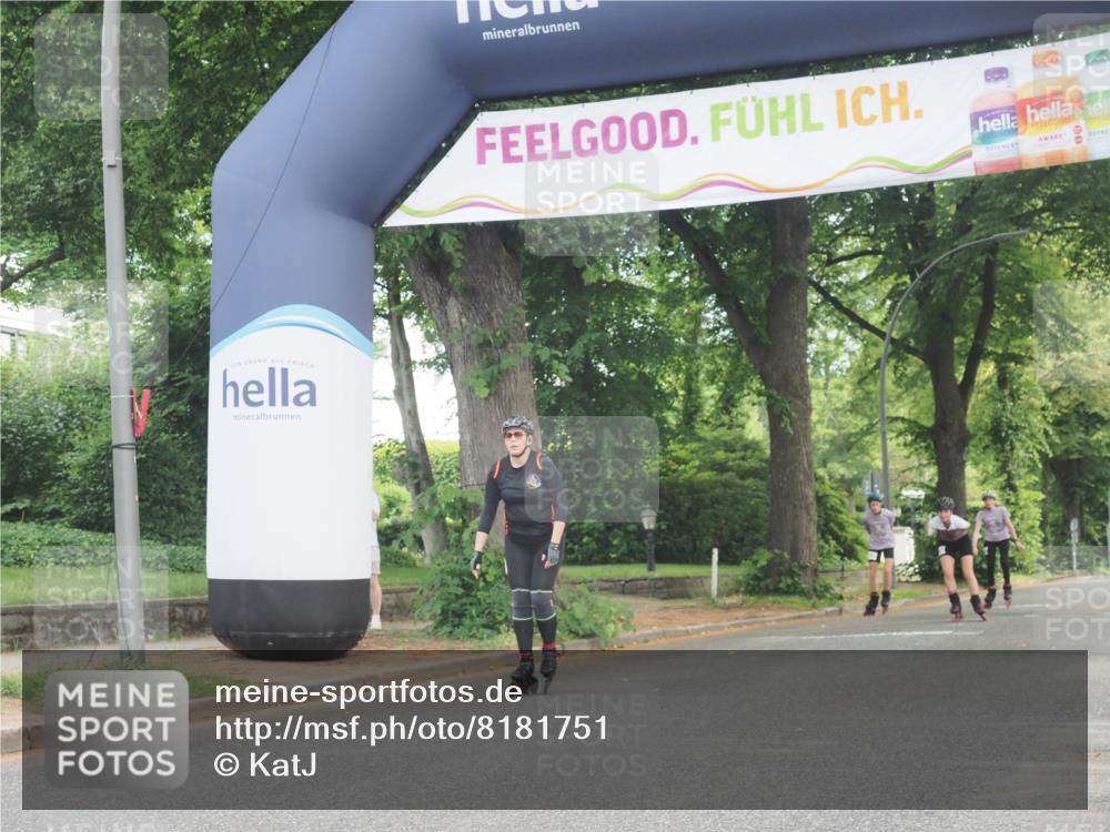 29.06.2025 - hella hamburg halbmarathon KatJ http://msf.ph/oto/8181751 29.06.2025 09:23:34 Zwischen KM18-KM19  meine-sportfotos.de