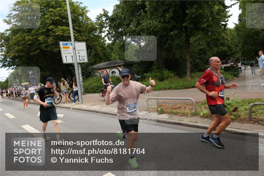 29.06.2025 - hella hamburg halbmarathon Yannick Fuchs http://msf.ph/oto/8181764 29.06.2025 11:20:52 20KM 1187, 2249, 2414, 2959, 3185, 3579, 3825, 3826, 3842, 4350, 5838, 6347, 6598, 6640, 6951, 7266, 7348, 7772, 8286, 9062, 9256, 9807, 10039, 12305, 12381, 12395, 12844, 12874, 13090, 13820, 13984, 14105, 14155, 14906, 15153, 15456, 15481, 15725, 16107, 16182, 16331, 16457, 16541, 16662, 16735, 16920, 17068, 18070, 18071, 18322, 18507, 18769, 18943, 19012 meine-sportfotos.de