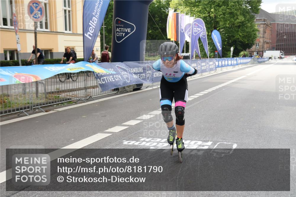 29.06.2025 - hella hamburg halbmarathon Strokosch-Dieckow http://msf.ph/oto/8181790 29.06.2025 09:22:53 Ziel 20105, 20439 meine-sportfotos.de