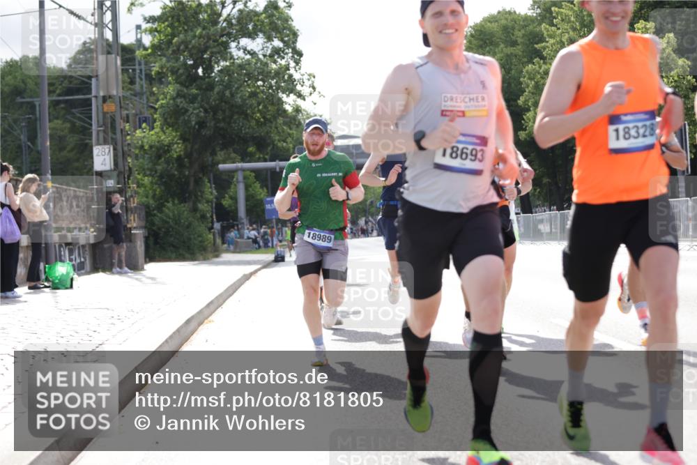 29.06.2025 - hella hamburg halbmarathon Jannik Wohlers http://msf.ph/oto/8181805 29.06.2025 09:42:49 Lombardsbrücke 1271, 4338, 5301, 9097, 9385, 9565, 9767, 10867, 11994, 12341, 13374, 14728, 14757, 15483, 15671, 18037, 18328, 18693, 18695, 18989 meine-sportfotos.de