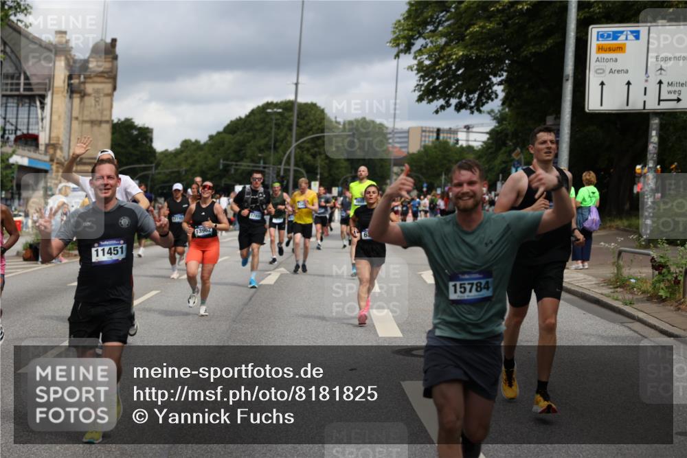 29.06.2025 - hella hamburg halbmarathon Yannick Fuchs http://msf.ph/oto/8181825 29.06.2025 10:43:09 20KM 1163, 1176, 1381, 1452, 1892, 2260, 3985, 4183, 4185, 4847, 4890, 5705, 6389, 7067, 8302, 8821, 8889, 9213, 9348, 9649, 9661, 9770, 10053, 10184, 10859, 10860, 11451, 11579, 11679, 11779, 12094, 12421, 12533, 12534, 12690, 13009, 13183, 13269, 13450, 13962, 14033, 14511, 15384, 15784, 15857, 15894, 16369, 16592, 16627, 17173, 17395, 17632, 17745, 17855, 17982, 18598, 18873, 18887 meine-sportfotos.de