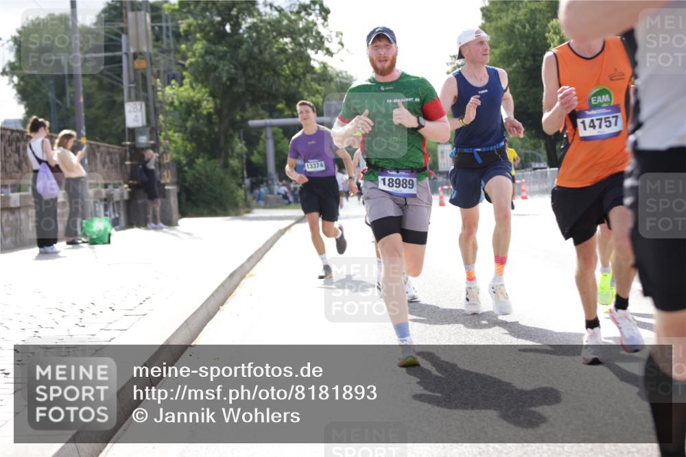 29.06.2025 - hella hamburg halbmarathon Jannik Wohlers http://msf.ph/oto/8181893 29.06.2025 09:42:50 Lombardsbrücke 1271, 4338, 5301, 6090, 9097, 9385, 9565, 9767, 10867, 11994, 12341, 13374, 14728, 14757, 15483, 15671, 18037, 18328, 18693, 18695, 18989 meine-sportfotos.de