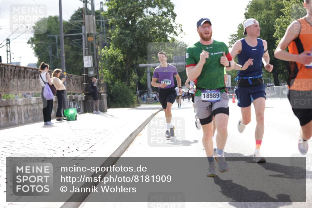 29.06.2025 - hella hamburg halbmarathon Jannik Wohlers http://msf.ph/oto/8181909 29.06.2025 09:42:50 Lombardsbrücke 1271, 4338, 5301, 6090, 9097, 9385, 9565, 9767, 10867, 11994, 12341, 13374, 14728, 14757, 15483, 15671, 18037, 18328, 18693, 18695, 18989 meine-sportfotos.de