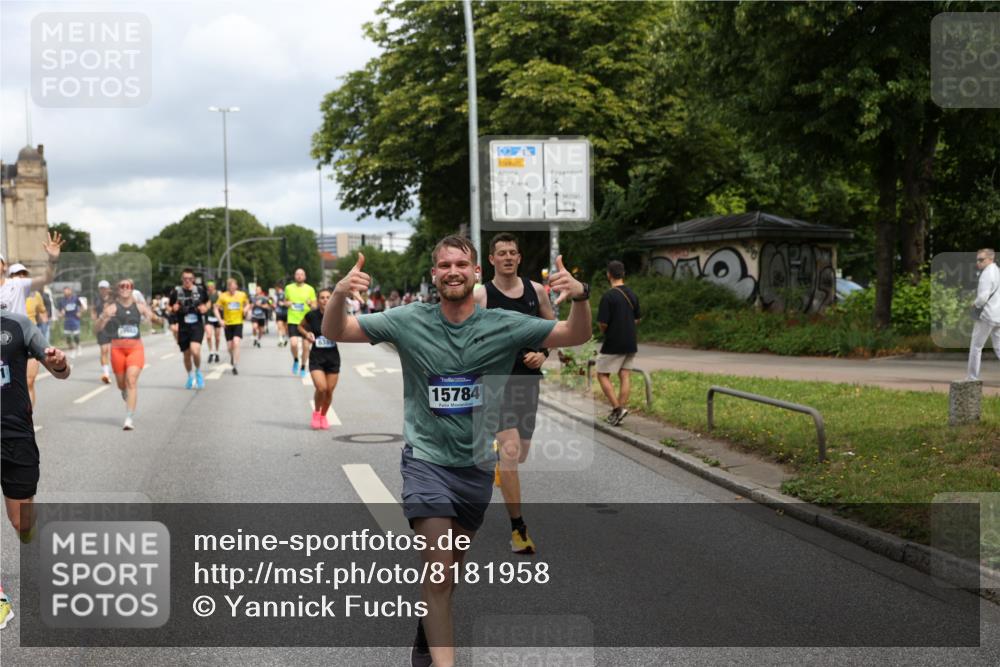 29.06.2025 - hella hamburg halbmarathon Yannick Fuchs http://msf.ph/oto/8181958 29.06.2025 10:43:10 20KM 1094, 1163, 1176, 1381, 1452, 1892, 2260, 3985, 4183, 4185, 4847, 4890, 5705, 6389, 7067, 8302, 8821, 8889, 9213, 9348, 9649, 9661, 9770, 10053, 10184, 10859, 10860, 11451, 11579, 11679, 11779, 12094, 12421, 12533, 12534, 12690, 13009, 13183, 13269, 13450, 13962, 14033, 14511, 15384, 15784, 15857, 15894, 16369, 16592, 16627, 17173, 17395, 17632, 17745, 17855, 17982, 18598, 18873, 18887 meine-sportfotos.de