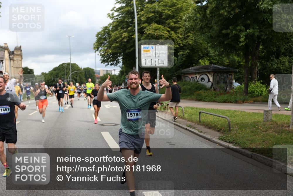 29.06.2025 - hella hamburg halbmarathon Yannick Fuchs http://msf.ph/oto/8181968 29.06.2025 10:43:10 20KM 1094, 1163, 1176, 1381, 1452, 1892, 2260, 3985, 4183, 4185, 4847, 4890, 5705, 6389, 7067, 8302, 8821, 8889, 9213, 9348, 9649, 9661, 9770, 10053, 10184, 10859, 10860, 11451, 11579, 11679, 11779, 12094, 12421, 12533, 12534, 12690, 13009, 13183, 13269, 13450, 13962, 14033, 14511, 15384, 15784, 15857, 15894, 16369, 16592, 16627, 17173, 17395, 17632, 17745, 17855, 17982, 18598, 18873, 18887 meine-sportfotos.de