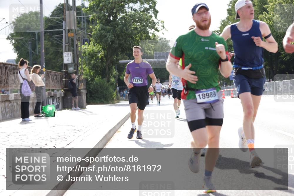29.06.2025 - hella hamburg halbmarathon Jannik Wohlers http://msf.ph/oto/8181972 29.06.2025 09:42:50 Lombardsbrücke 1271, 4338, 5301, 6090, 9097, 9385, 9565, 9767, 10867, 11994, 12341, 13374, 14728, 14757, 15483, 15671, 18037, 18328, 18693, 18695, 18989 meine-sportfotos.de