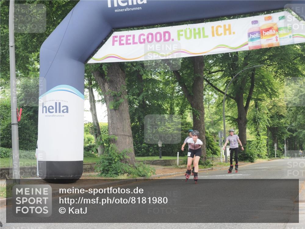 29.06.2025 - hella hamburg halbmarathon KatJ http://msf.ph/oto/8181980 29.06.2025 09:23:35 Zwischen KM18-KM19  meine-sportfotos.de