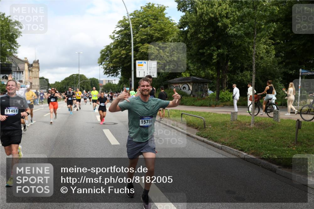 29.06.2025 - hella hamburg halbmarathon Yannick Fuchs http://msf.ph/oto/8182005 29.06.2025 10:43:10 20KM 1094, 1163, 1176, 1381, 1452, 1892, 2260, 3985, 4183, 4185, 4847, 4890, 5705, 6389, 7067, 8302, 8821, 8889, 9213, 9348, 9649, 9661, 9770, 10053, 10184, 10859, 10860, 11451, 11579, 11679, 11779, 12094, 12421, 12533, 12534, 12690, 13009, 13183, 13269, 13450, 13962, 14033, 14511, 15384, 15784, 15857, 15894, 16369, 16592, 16627, 17173, 17395, 17632, 17745, 17855, 17982, 18598, 18873, 18887 meine-sportfotos.de