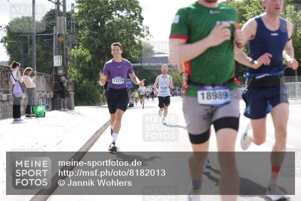 29.06.2025 - hella hamburg halbmarathon Jannik Wohlers http://msf.ph/oto/8182013 29.06.2025 09:42:51 Lombardsbrücke 1271, 4338, 5301, 6090, 9097, 9385, 9565, 9767, 10867, 11994, 12341, 13374, 14728, 14757, 15483, 15671, 18037, 18328, 18693, 18695, 18989 meine-sportfotos.de