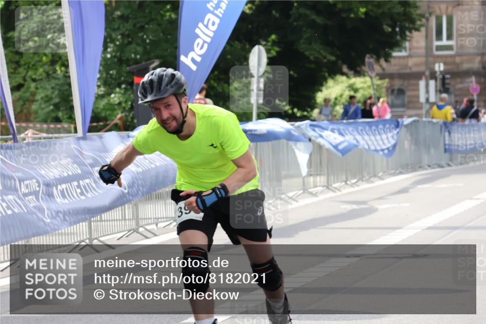 29.06.2025 - hella hamburg halbmarathon Strokosch-Dieckow http://msf.ph/oto/8182021 29.06.2025 09:23:20 Ziel 20395, 20429 meine-sportfotos.de