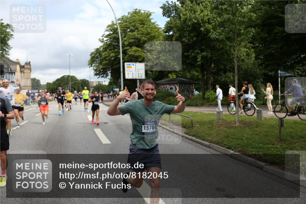 29.06.2025 - hella hamburg halbmarathon Yannick Fuchs http://msf.ph/oto/8182045 29.06.2025 10:43:10 20KM 1094, 1163, 1176, 1381, 1452, 1892, 2260, 3985, 4183, 4185, 4847, 4890, 5705, 6389, 7067, 8302, 8821, 8889, 9213, 9348, 9649, 9661, 9770, 10053, 10184, 10859, 10860, 11451, 11579, 11679, 11779, 12094, 12421, 12533, 12534, 12690, 13009, 13183, 13269, 13450, 13962, 14033, 14511, 15384, 15784, 15857, 15894, 16369, 16592, 16627, 17173, 17395, 17632, 17745, 17855, 17982, 18598, 18873, 18887 meine-sportfotos.de