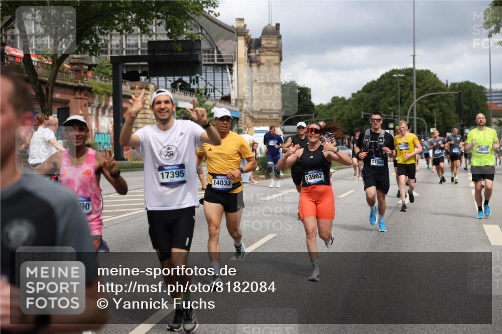 29.06.2025 - hella hamburg halbmarathon Yannick Fuchs http://msf.ph/oto/8182084 29.06.2025 10:43:11 20KM 1094, 1163, 1176, 1381, 1452, 1892, 2260, 3985, 4183, 4185, 4847, 4890, 5705, 6389, 7067, 8302, 8821, 9213, 9348, 9649, 9661, 9770, 10053, 10184, 10859, 10860, 11451, 11579, 11679, 11779, 12094, 12421, 12533, 12534, 12690, 13009, 13183, 13269, 13450, 13962, 14033, 14511, 15384, 15784, 15857, 15894, 16369, 16592, 16627, 17173, 17395, 17632, 17745, 17855, 17982, 18598, 18873, 18887 meine-sportfotos.de