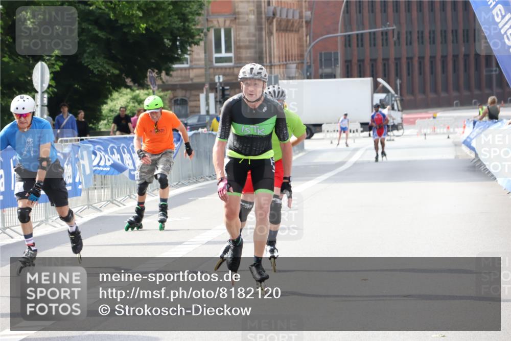 29.06.2025 - hella hamburg halbmarathon Strokosch-Dieckow http://msf.ph/oto/8182120 29.06.2025 09:23:33 Ziel 20071, 20160, 20165, 20166, 20373 meine-sportfotos.de