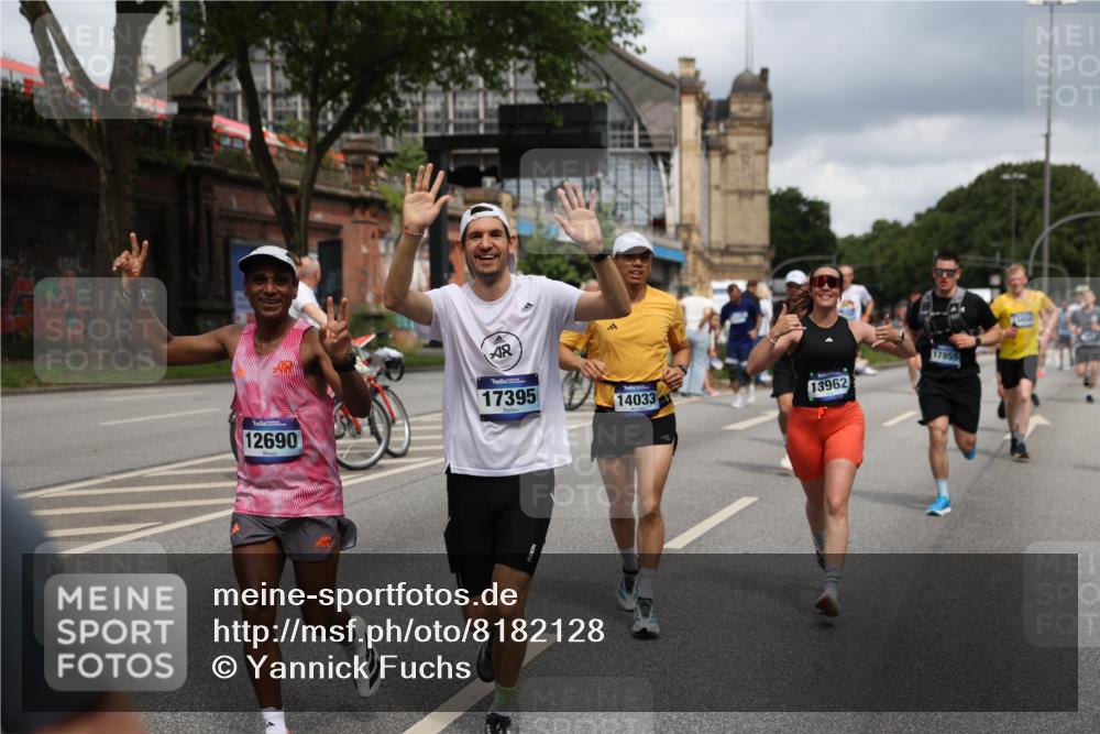 29.06.2025 - hella hamburg halbmarathon Yannick Fuchs http://msf.ph/oto/8182128 29.06.2025 10:43:11 20KM 1094, 1163, 1176, 1381, 1452, 1892, 2260, 3985, 4183, 4185, 4847, 4890, 5705, 6389, 7067, 8302, 8821, 9213, 9348, 9649, 9661, 9770, 10053, 10184, 10859, 10860, 11451, 11579, 11679, 11779, 12094, 12421, 12533, 12534, 12690, 13009, 13183, 13269, 13450, 13962, 14033, 14511, 15384, 15784, 15857, 15894, 16369, 16592, 16627, 17173, 17395, 17632, 17745, 17855, 17982, 18598, 18873, 18887 meine-sportfotos.de
