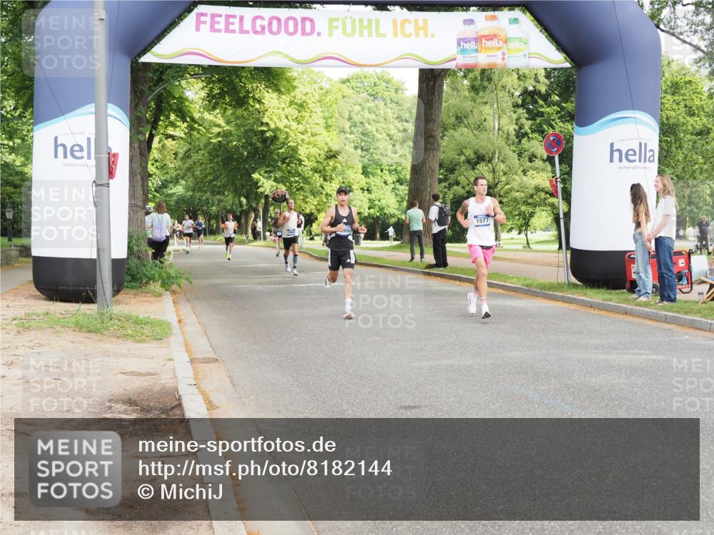 29.06.2025 - hella hamburg halbmarathon MichiJ http://msf.ph/oto/8182144 29.06.2025 10:17:30 Zwischen KM18-KM19 1577, 9804, 13941, 13956, 19114 meine-sportfotos.de