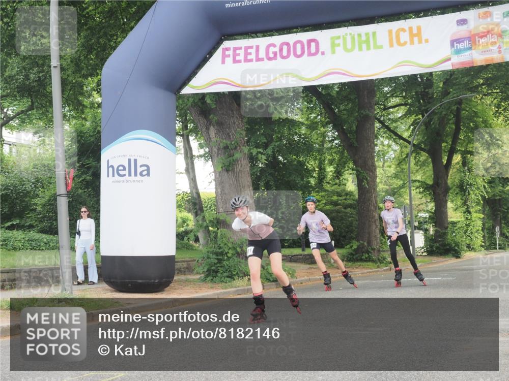 29.06.2025 - hella hamburg halbmarathon KatJ http://msf.ph/oto/8182146 29.06.2025 09:23:36 Zwischen KM18-KM19  meine-sportfotos.de
