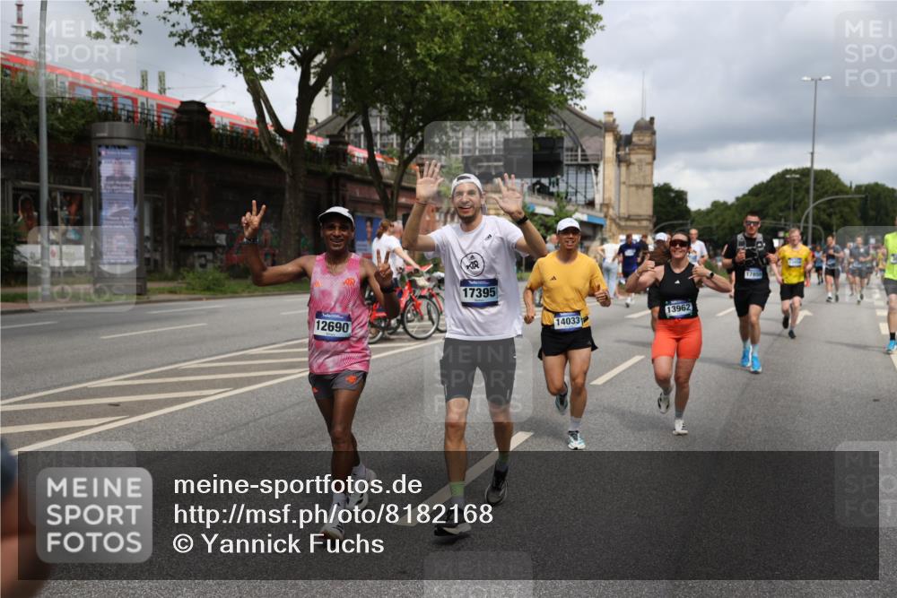 29.06.2025 - hella hamburg halbmarathon Yannick Fuchs http://msf.ph/oto/8182168 29.06.2025 10:43:11 20KM 1094, 1163, 1176, 1381, 1452, 1892, 2260, 3985, 4183, 4185, 4847, 4890, 5705, 6389, 7067, 8302, 8821, 9213, 9348, 9649, 9661, 9770, 10053, 10184, 10859, 10860, 11451, 11579, 11679, 11779, 12094, 12421, 12533, 12534, 12690, 13009, 13183, 13269, 13450, 13962, 14033, 14511, 15384, 15784, 15857, 15894, 16369, 16592, 16627, 17173, 17395, 17632, 17745, 17855, 17982, 18598, 18873, 18887 meine-sportfotos.de