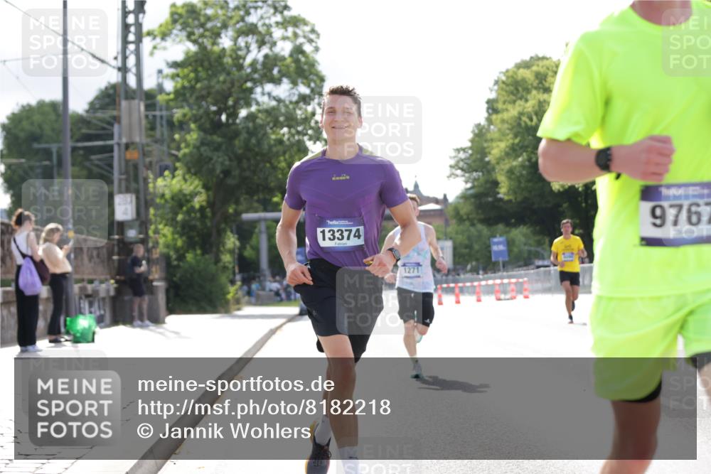 29.06.2025 - hella hamburg halbmarathon Jannik Wohlers http://msf.ph/oto/8182218 29.06.2025 09:42:52 Lombardsbrücke 1271, 4338, 5301, 6090, 9097, 9385, 9565, 9767, 10867, 11994, 12341, 13374, 14728, 14757, 15483, 15671, 18037, 18328, 18693, 18695, 18989 meine-sportfotos.de