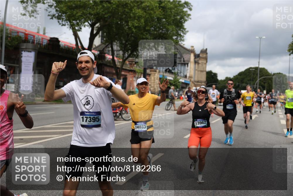 29.06.2025 - hella hamburg halbmarathon Yannick Fuchs http://msf.ph/oto/8182266 29.06.2025 10:43:12 20KM 1094, 1381, 1452, 1892, 2260, 3985, 4183, 4185, 4847, 4890, 5705, 6389, 7067, 8302, 8821, 9213, 9348, 9649, 9661, 9770, 10053, 10184, 10859, 10860, 11451, 11579, 11679, 11779, 12094, 12421, 12533, 12534, 12690, 13009, 13183, 13269, 13450, 13962, 14033, 15384, 15422, 15784, 15857, 15894, 16369, 16592, 16627, 17173, 17395, 17632, 17745, 17855, 17982, 18598, 18873, 18887 meine-sportfotos.de