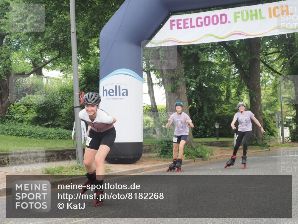 29.06.2025 - hella hamburg halbmarathon KatJ http://msf.ph/oto/8182268 29.06.2025 09:23:37 Zwischen KM18-KM19  meine-sportfotos.de